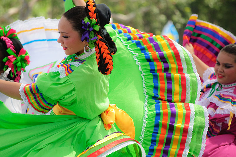 mexican traditional customes